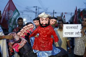Strikers block trains, but protests against Indian gov't reforms only moderately successful | iNFOnews.ca CP20175853