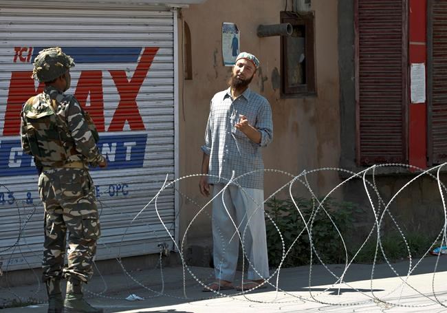 Curfew extended in Kashmir, but 2 die, many hurt in clashes | iNFOnews.ca