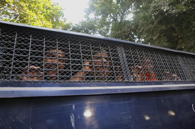 Bangladesh sentences seven militants to death in Dhaka cafe attack | iNFOnews.ca CP1172853765