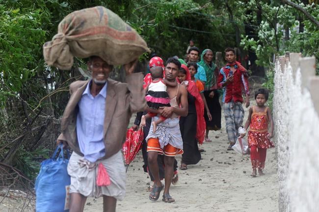 Bangladesh storm kills 3, destroys thousands of homes | iNFOnews.ca