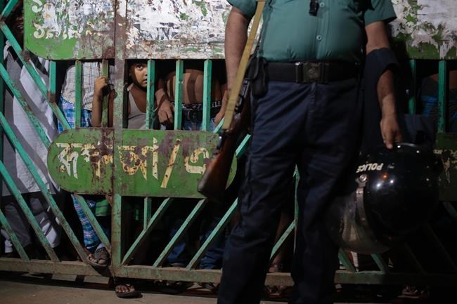 Bangladesh police kill alleged militant tied to Dhaka attack | iNFOnews.ca CP685749043