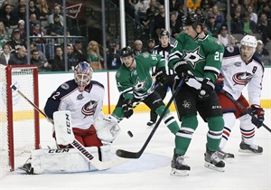 Blue Jackets sign goaltender Sergei Bobrovsky to 4-year extension | iNFOnews.ca CP31417925
