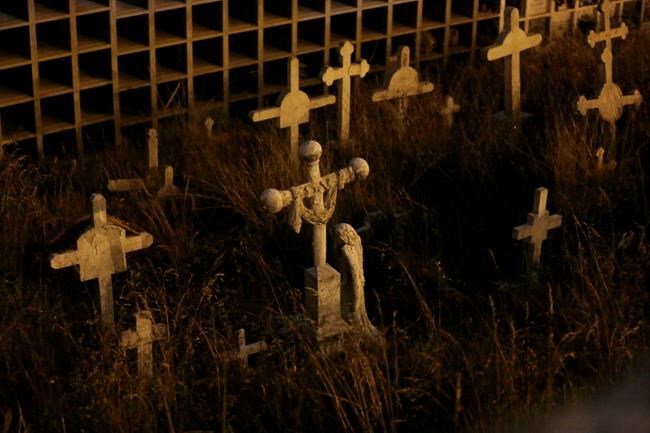 In Ecuador, a nighttime crypt visit for the morbidly curious | iNFOnews.ca