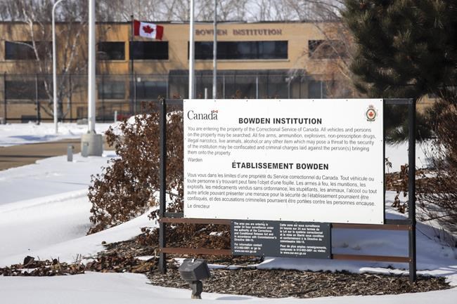 Test more correctional officers for COVID-19 to ease burden in prisons, union says | iNFOnews.ca