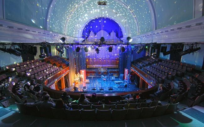 Cape Breton theatre company to host movie screenings for family 'bubbles' | iNFOnews.ca CP1953294522