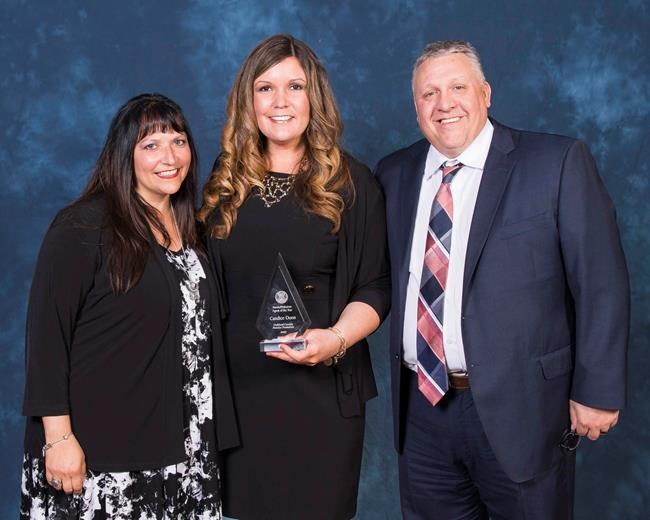 Official: Motorists in crash that killed 5 driving illegally | iNFOnews.ca Official: Motorists in crash that killed 5 driving illegally | iNFOnews.ca