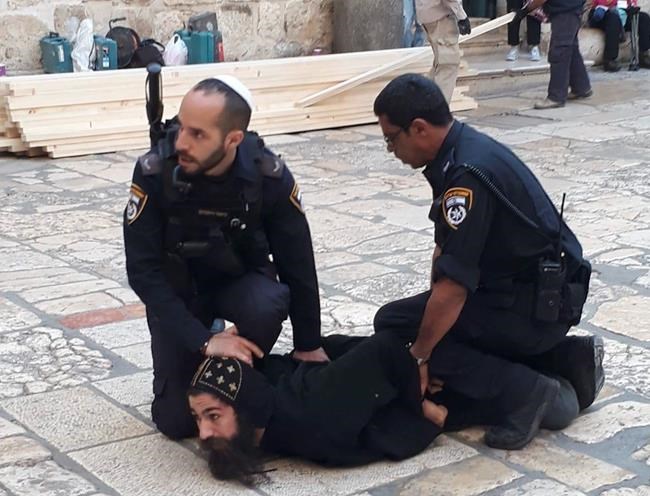 Scuffle at Jerusalem holy site angers Egypt, churches | iNFOnews.ca