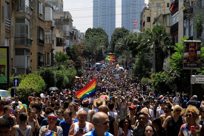 Pride parade kicks off in Tel Aviv with partiers, protesters | iNFOnews.ca