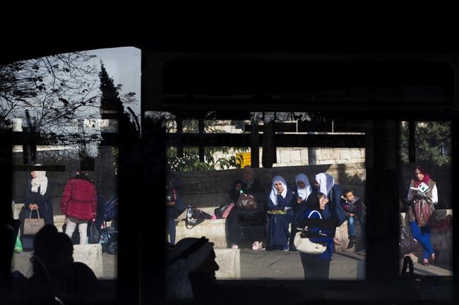 Palestinians, a large Jerusalem minority, feel Trump snub | iNFOnews.ca