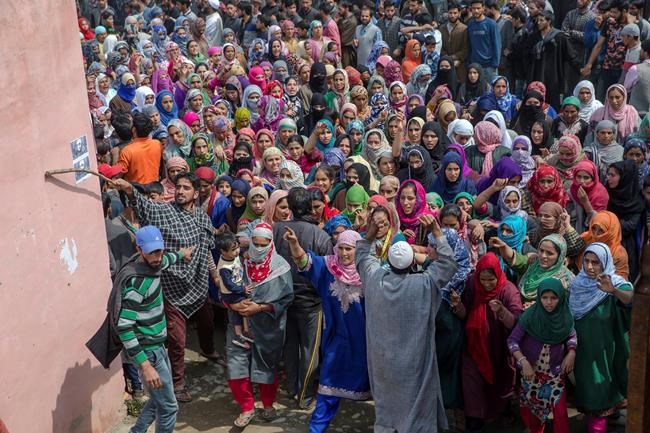 Kashmir man, 5 rebels die in anti-India clashes, gunbattle | iNFOnews.ca