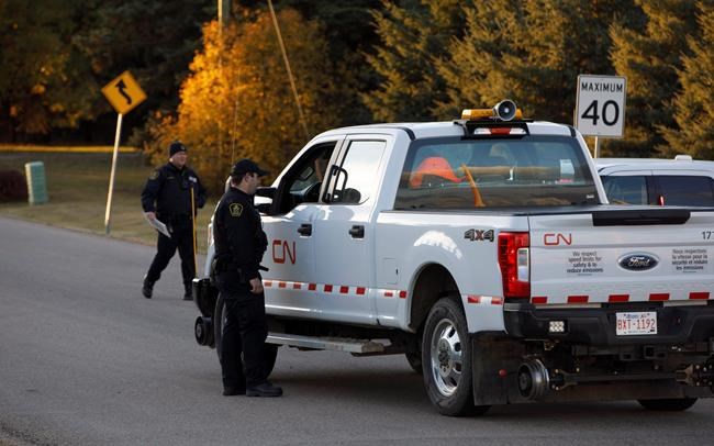 Neighbourhoods north of Edmonton allowed to go home after CN train derails | iNFOnews.ca