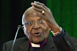 Desmond Tutu calls oilsands "filth," urges cooperation on environment | iNFOnews.ca CP28578645