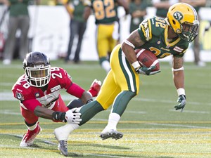 Huge windfall for winner of 50-50 charity draw at Edmonton Eskimos game | iNFOnews.ca CP29261535