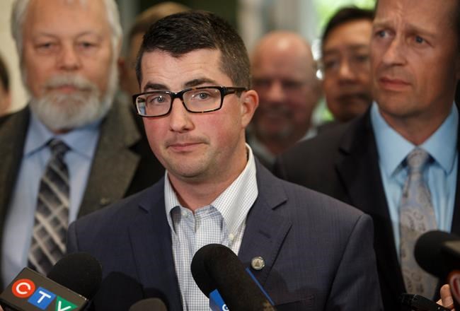 New Alberta conservative party meets, but loses caucus member | iNFOnews.ca New Alberta conservative party meets, but loses caucus member | iNFOnews.ca