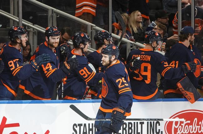 Leon Draisaitl two-goal night leads Edmonton Oilers past St. Louis Blues 4-2 | iNFOnews.ca Leon Draisaitl two-goal night leads Edmonton Oilers past St. Louis Blues 4-2 | iNFOnews.ca