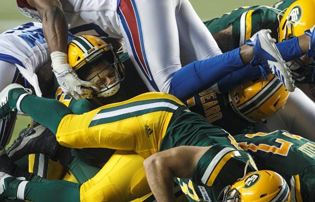 Reilly powers Eskimos past Alouettes 40-24 and hits 25,000 career passing yards | iNFOnews.ca