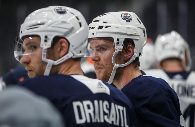 Connor McDavid cleared to practise as he rehabs knee at Oilers training camp | iNFOnews.ca