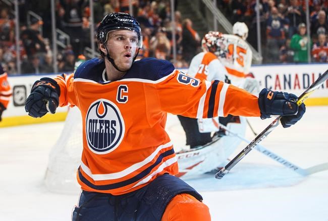 McDavid, Oilers trounce Flyers 6-3, extend Philadelphia's losing skid | iNFOnews.ca