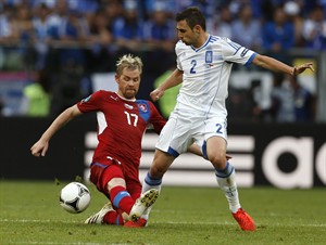 Czech Republic beats Greece 2-1 at European Championship, scoring 2 goals in opening 6 minutes | iNFOnews.ca CP18775360