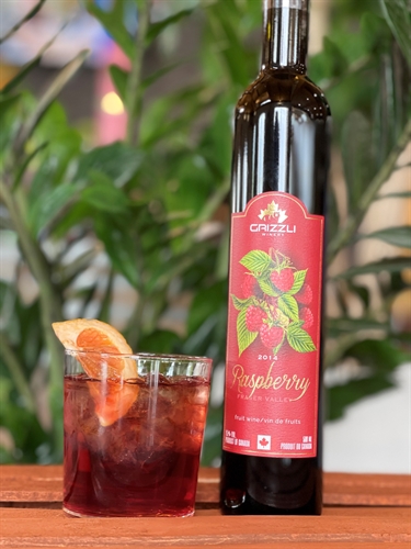 Happy Hour at Grizzli Winery featuring Neveah Dyson