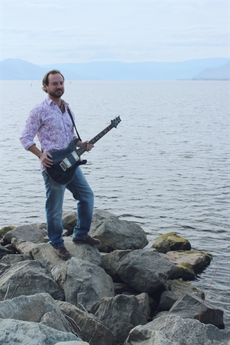 Conroy Ross at Cannery Brewing | iNFOnews.ca Conroy Ross at Cannery Brewing