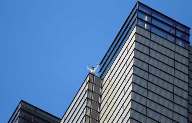 'French Spiderman' arrested after scaling London skyscraper | iNFOnews.ca 'French Spiderman' arrested after scaling London skyscraper | iNFOnews.ca