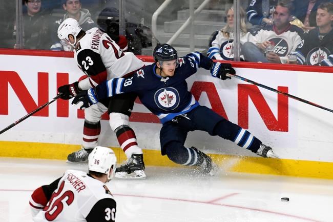 Dvorak scores two, Schmaltz has three points to lead Coyotes over Jets | iNFOnews.ca