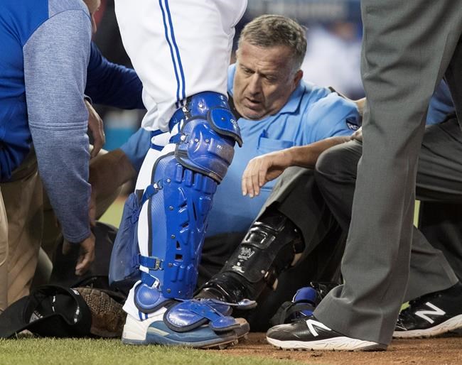 Umpire Dale Scott sustains concussion on Trumbo foul tip | iNFOnews.ca