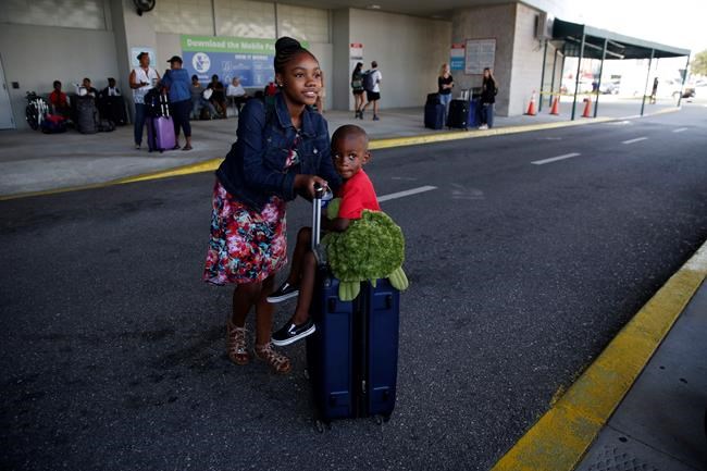200 Bahamians arrive in Florida fleeing Dorian's devastation | iNFOnews.ca