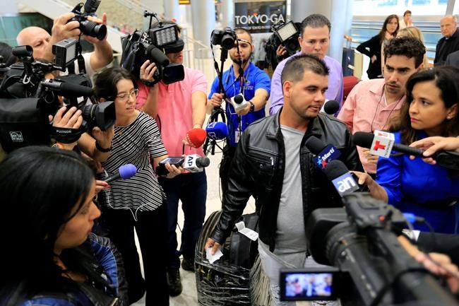 Last Cuban doctor defectors arrive in US after policy change | iNFOnews.ca