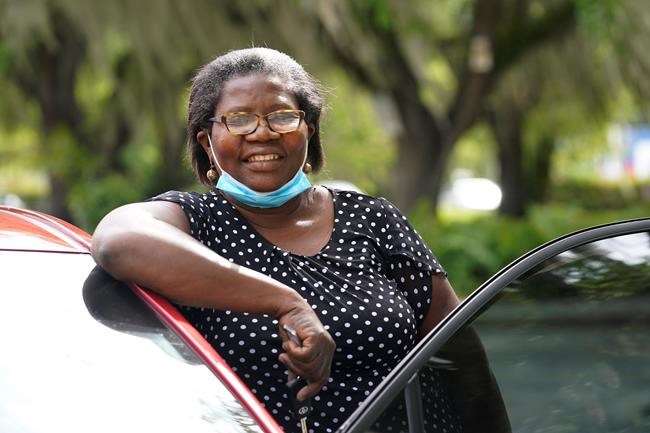 Miami janitor quietly feeds thousands, and love's the reason | iNFOnews.ca Miami janitor quietly feeds thousands, and love's the reason | iNFOnews.ca