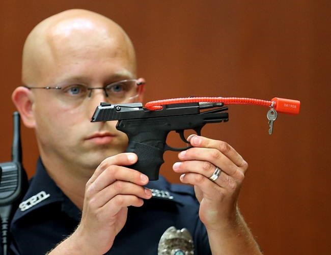 2nd website posts auction for gun that killed Trayvon Martin | iNFOnews.ca