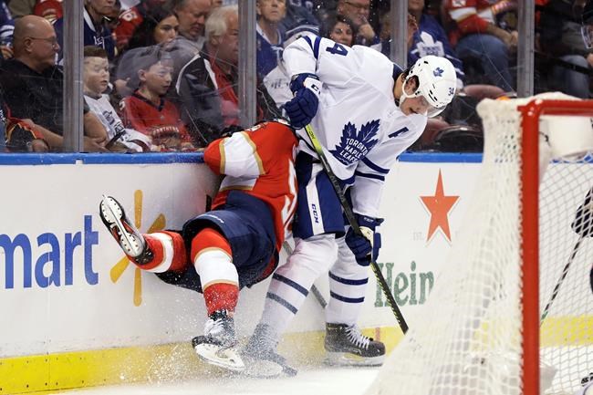 Nylander leads Maple Leafs over Panthers, 5-3 | iNFOnews.ca