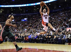Williams scores 22 points; Raptors end homestand with 124-82 rout of Bucks | iNFOnews.ca CP30809423