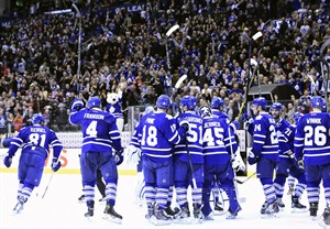 Toronto Maple Leafs salute ACC crowd after downing Detroit Red Wings 4-1 | iNFOnews.ca CP30821429