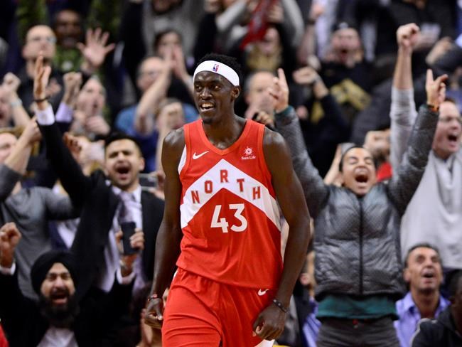Lowry collects 5,000th career assist, Siakam sinks winning bucket for Raptors | iNFOnews.ca