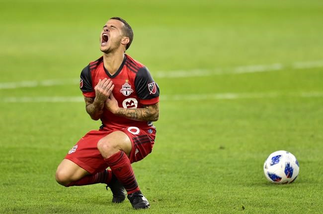 Handwalla Bwana's second-half goal leads Seattle over Toronto 2-1 | iNFOnews.ca