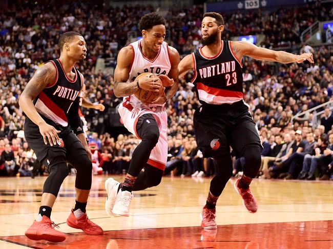DeRozan scores 33 points to lift Raptors 112-106 win over Portland | iNFOnews.ca