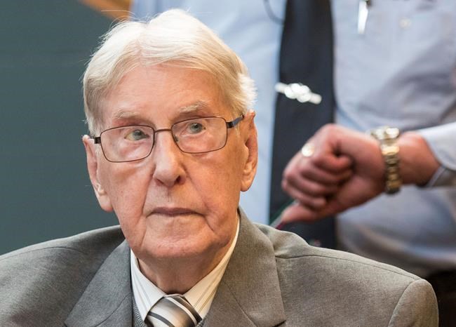 Convicted former Auschwitz guard dies in Germany at 95 | iNFOnews.ca CP32250646