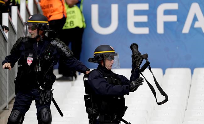 557 'violent supporters' arrested so far at Euro 2016 | iNFOnews.ca