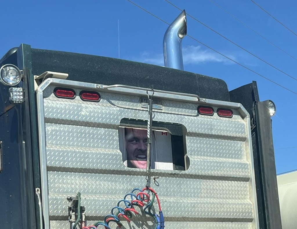 iN PHOTOS: 10 goofy things spotted in traffic in Kamloops, Okanagan | iNwheels iN PHOTOS: 10 goofy things spotted in traffic in Kamloops, Okanagan | iNwheels