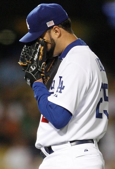 The Latest: Ex-pitcher Loaiza pleads not guilty in drug case | iNFOnews.ca