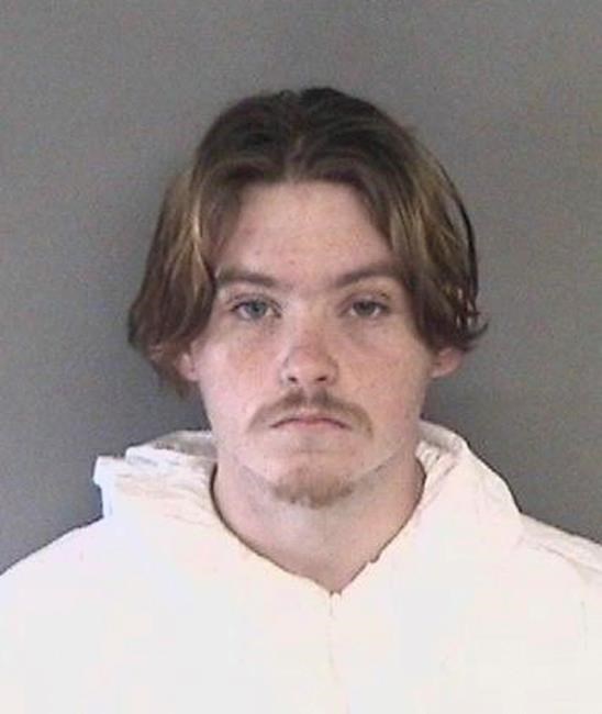 Driver recalls finding stabbing victim along California road | iNFOnews.ca