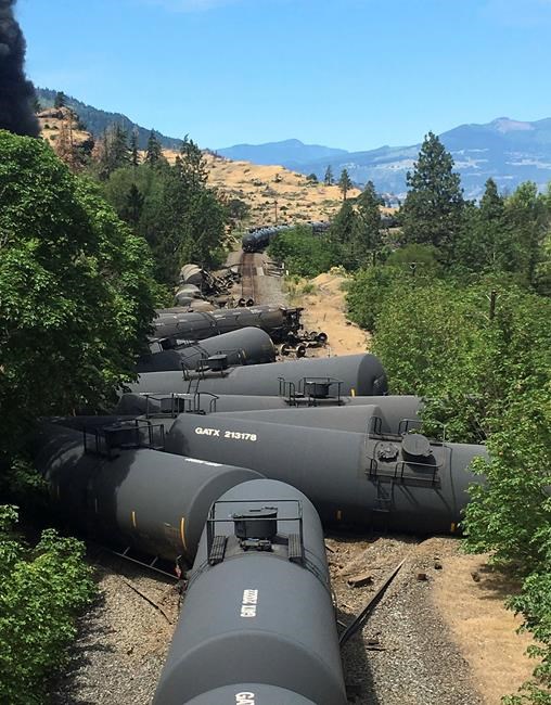 The Latest: Several cars ablaze in Oregon train derailment | iNFOnews.ca The Latest: Several cars ablaze in Oregon train derailment | iNFOnews.ca