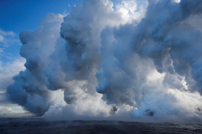 Workers plugging energy wells as lava flows nearby | iNFOnews.ca
