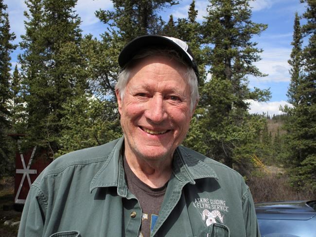 FAA honours Cantwell pilot for 50 years of safe flying | iNFOnews.ca