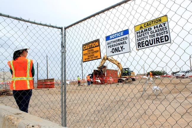 Groups ready to sue over fuel spill at New Mexico air base | iNFOnews.ca Groups ready to sue over fuel spill at New Mexico air base | iNFOnews.ca