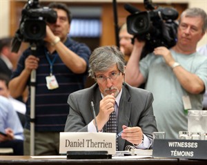 Cyberbullying bill's online monitoring powers concern privacy czar | iNFOnews.ca CP28700764