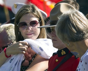 National memorial pays tribute to five peace officers killed while on duty | iNFOnews.ca CP30076555