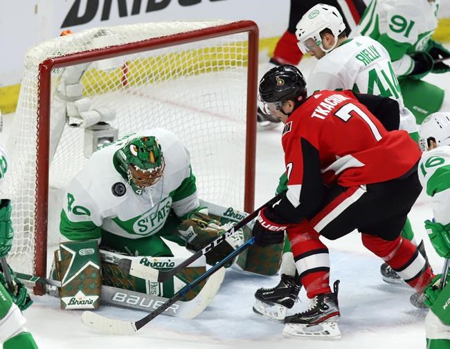 Last-place Ottawa Senators upset provincial rival Toronto Maple Leafs | iNFOnews.ca